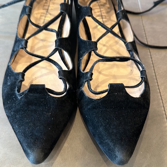 Anthropologie Billy Ella Black Faux Suede Lce-Up Pointy Toe Flats Size 7.5 - Picture 7 of 16